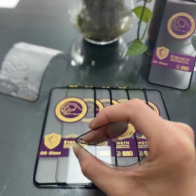 Kính cường lực Áo Giáp Tím (Mới) - Ảnh 2